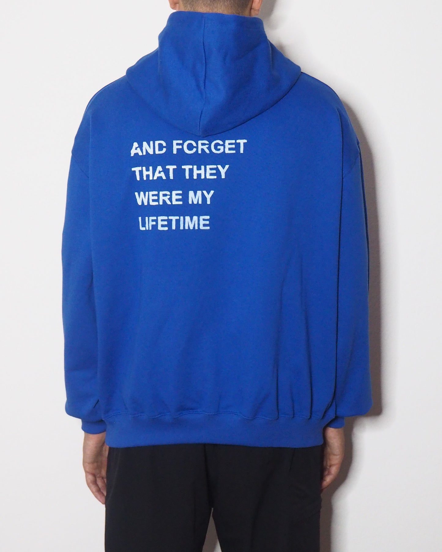 PAST HOODIE