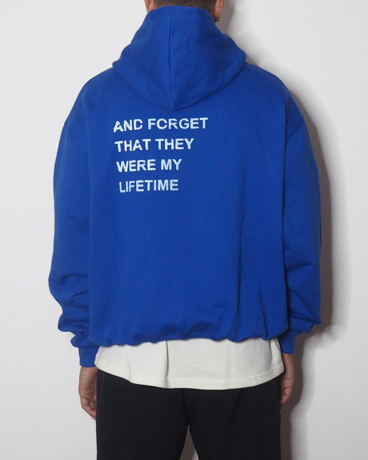 PAST HOODIE